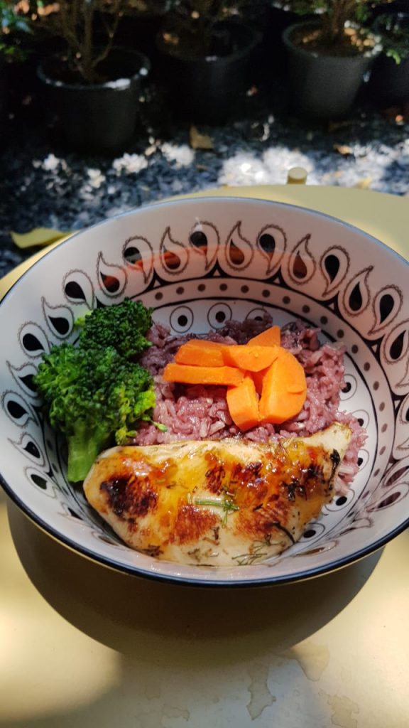 Grilled Chicken Breast on Brown Rice